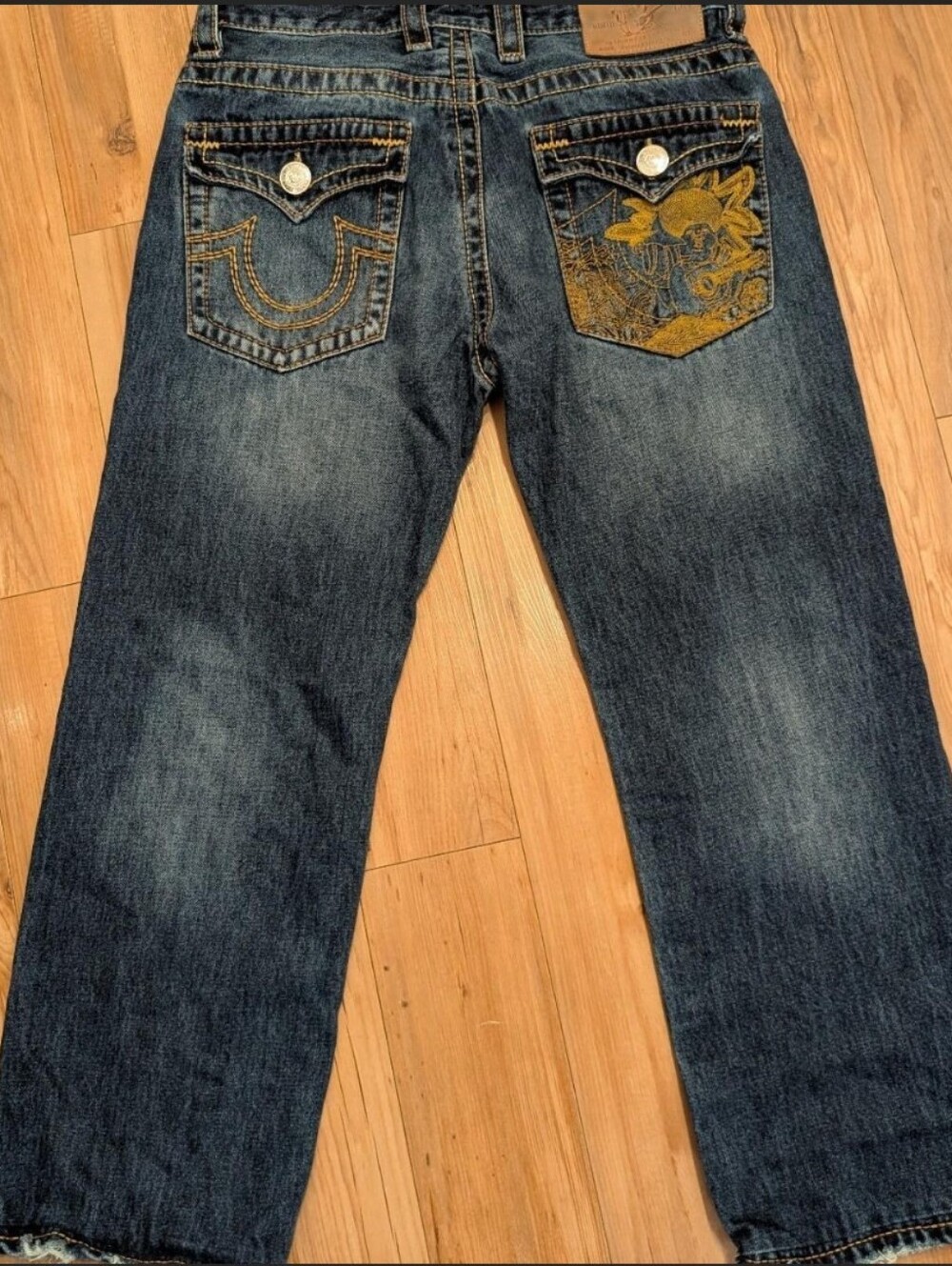 True Religion Men’s Blue Denim Jeans with Gold Stitching. Men's 34